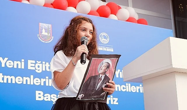 Üsküdar’da Yeni Eğitim Döneminin İlk Ders Zili Çaldı